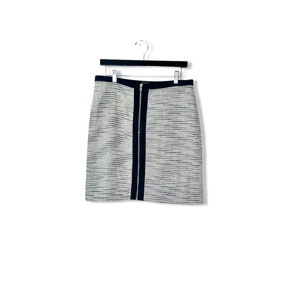 Ann Taylor Tweed Zip Front Skirt, Size 10